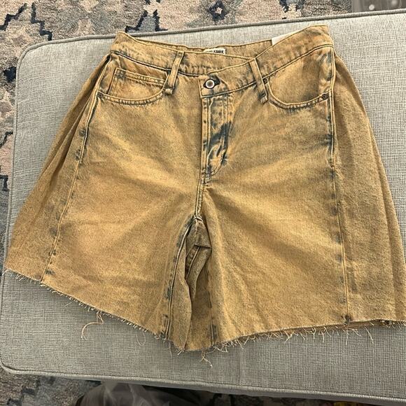 NWT Free People Boomerang hi rise long sandblast worn look denim shorts - Picture 4 of 13